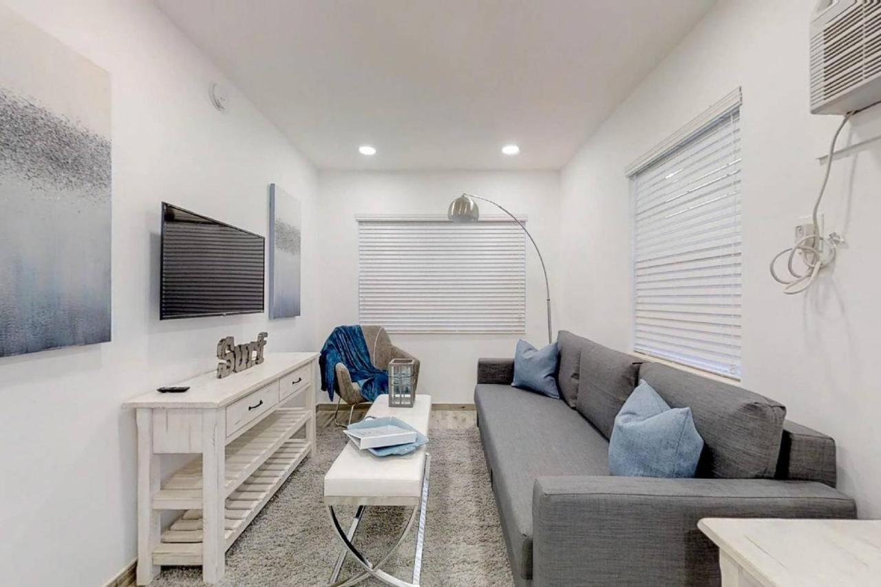 Trendy 1Br W Parking Space & Walk To The Beach #8 Hollywood Exterior photo